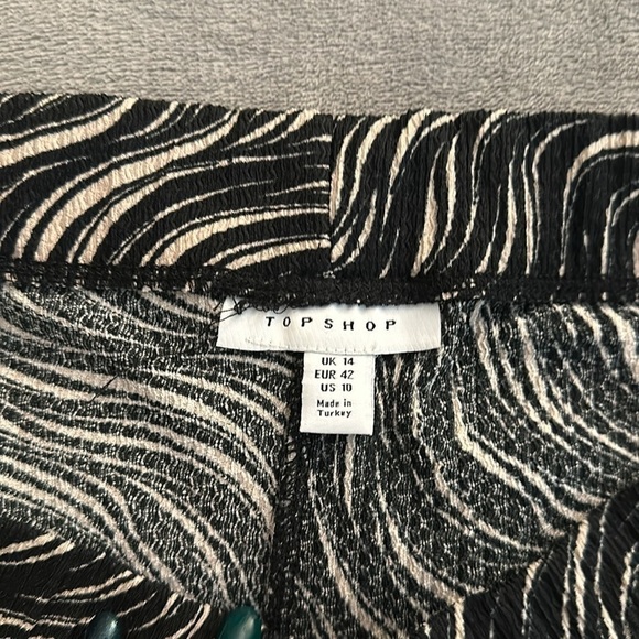 Topshop Crinkle Flared Pants in Zebra - Size 10 - Picture 6 of 10